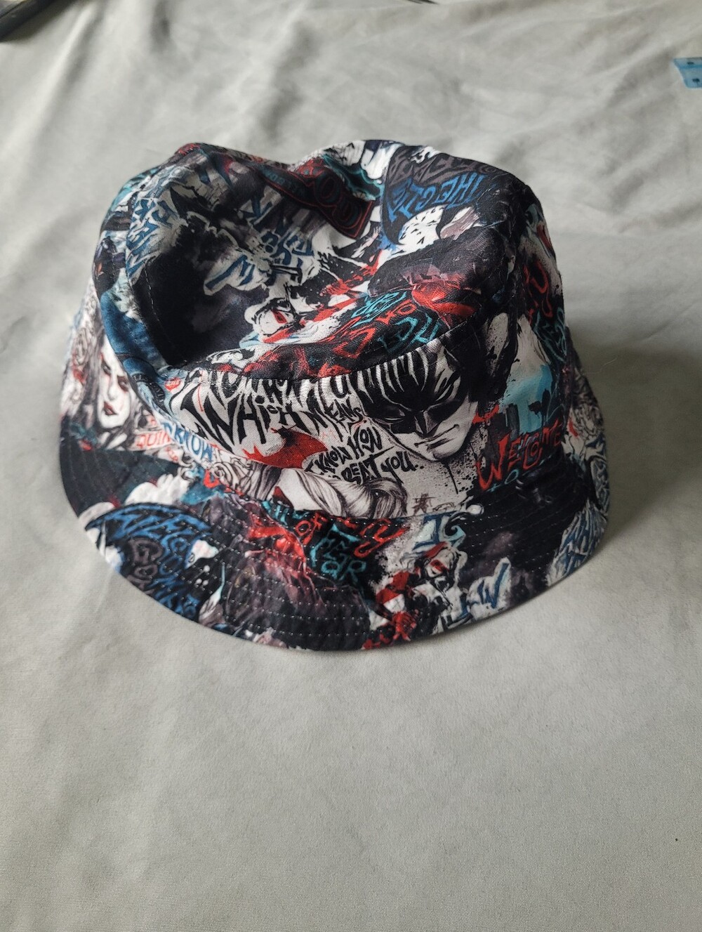 Harley Quinn Comic Print Bucket Hat